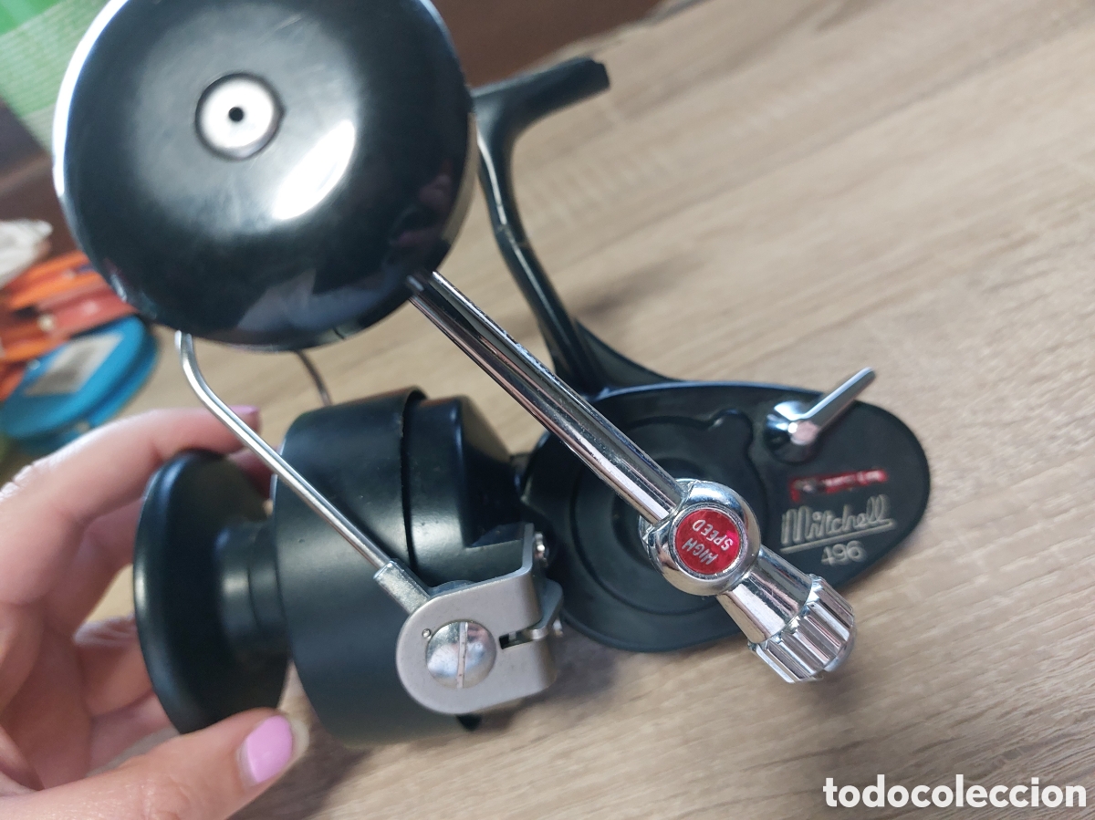 Coleccionismo deportivo: Carrete MITCHELL modelo 496 - Foto 3