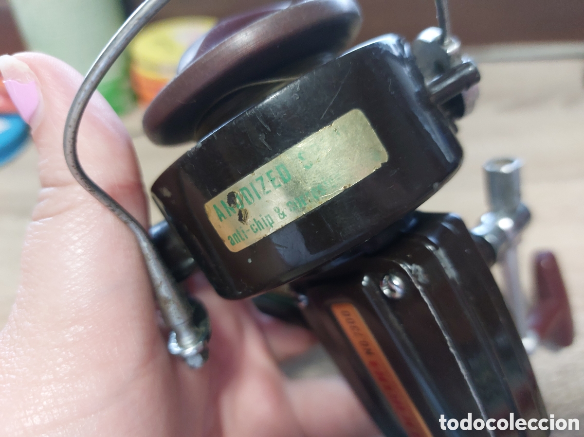 Coleccionismo deportivo: Carrete Daiwa n&uacute;mero 7300 - Foto 4