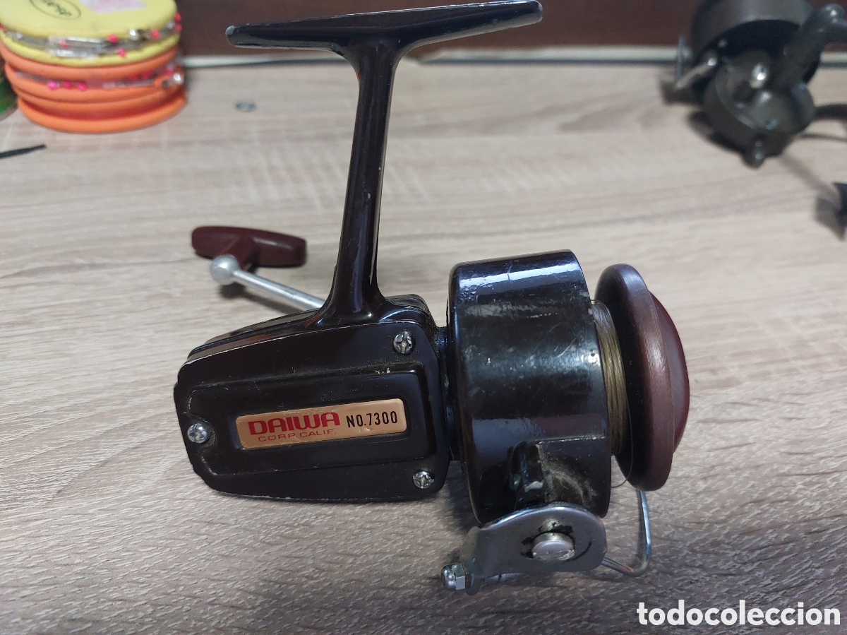 Coleccionismo deportivo: Carrete Daiwa n&uacute;mero 7300 - Foto 1