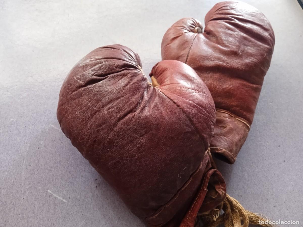 Coleccionismo deportivo: Antiguos GUANTES de BOXEO. - Foto 1