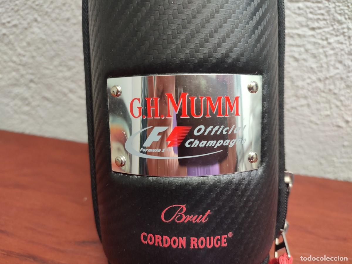 Coleccionismo deportivo: FUNDA BOTELLA OFICIAL FORMULA 1 - Foto 2