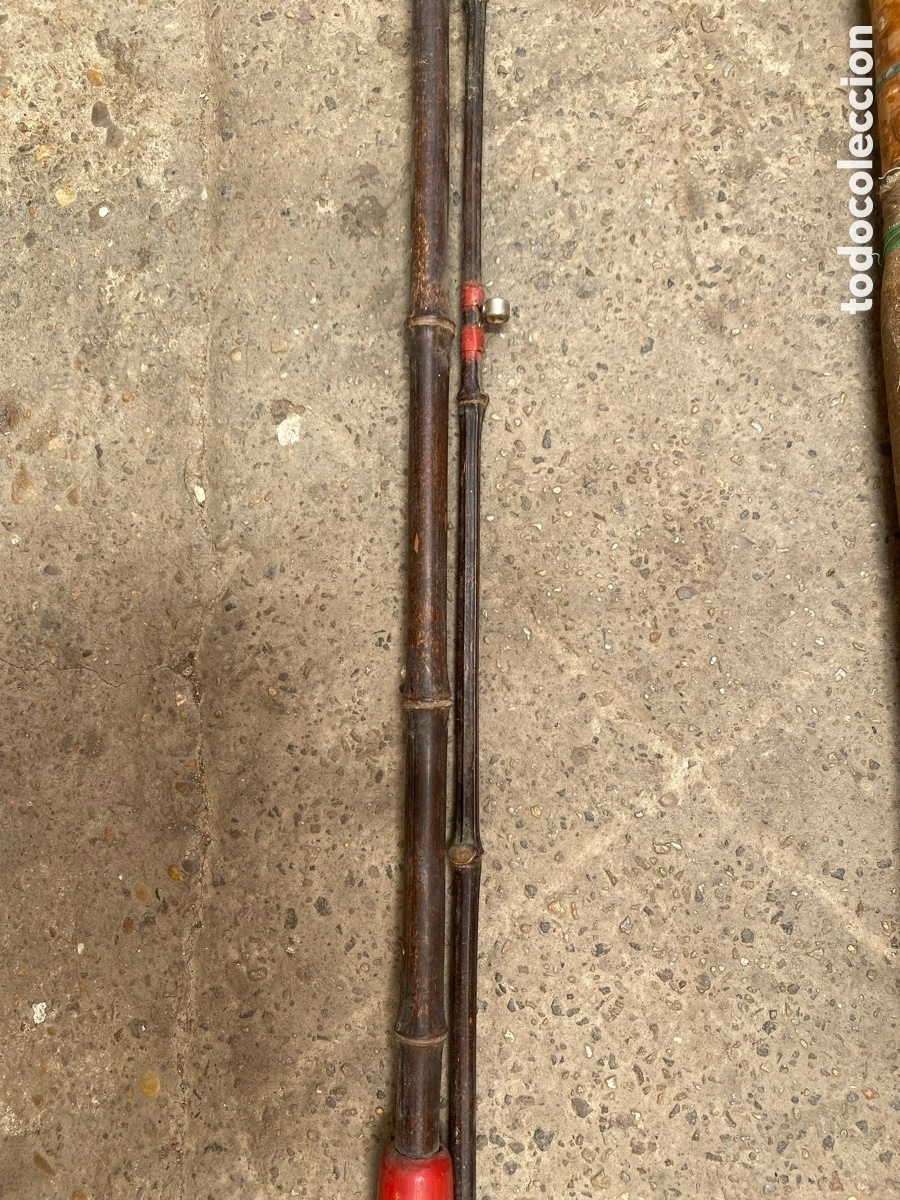 Coleccionismo deportivo: Ca&ntilde;a de pescar bamb&uacute; . Lote 2 ca&ntilde;as. - Foto 4