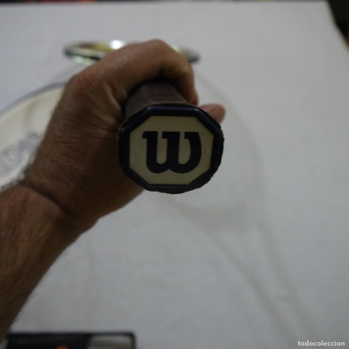 Coleccionismo deportivo: RAQUETA DE SQUASH WILSON DE ALUMINIO CON FUNDA - Foto 9