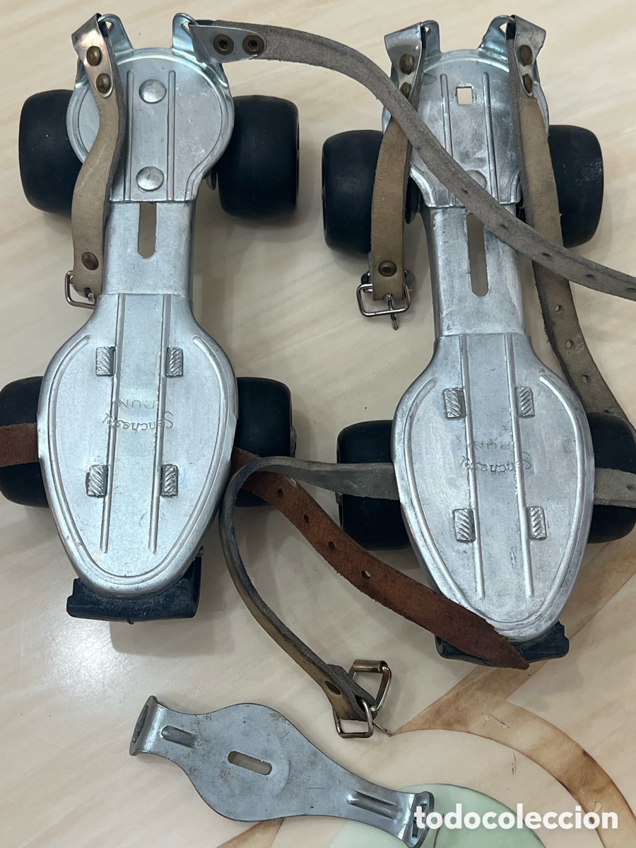 Coleccionismo deportivo: Patines antiguos Sancheski IRUN, a&ntilde;os 60. Vintage con correas originales