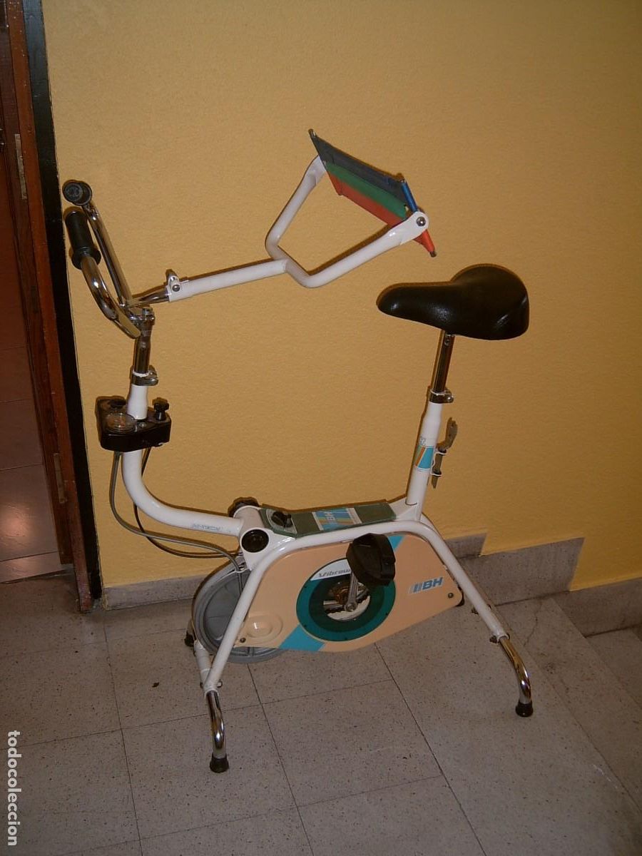 Coleccionismo deportivo: BICICLETA ESTATICA MARCA BH - Foto 1