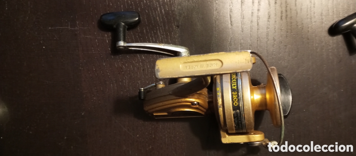 Coleccionismo deportivo: Carrete de pesca Herculy 3200 - Foto 2