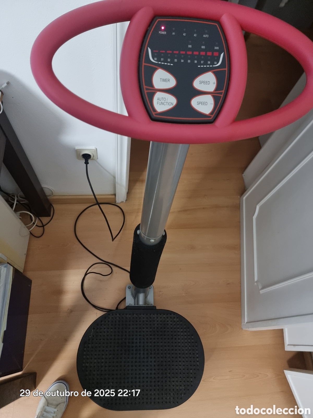 Coleccionismo deportivo: Maquina vibrat&oacute;ria para gin&aacute;stica - Foto 1
