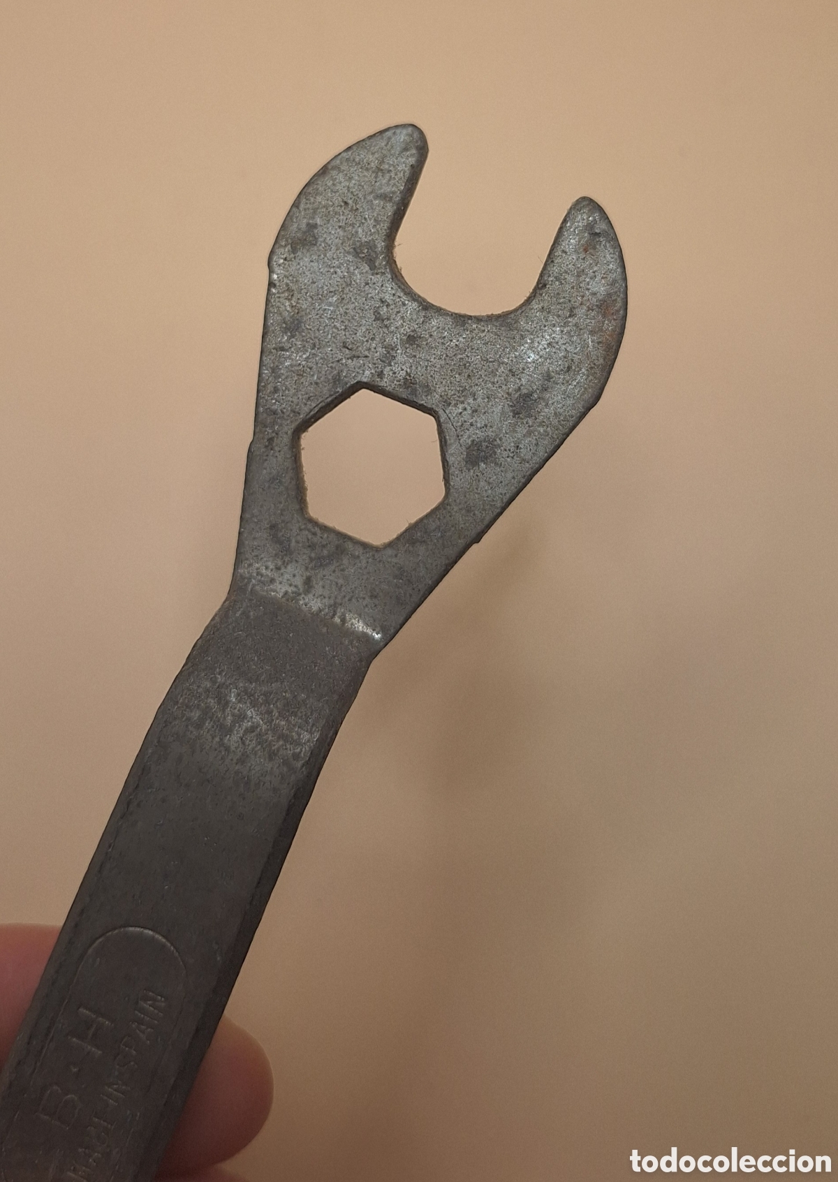 Coleccionismo deportivo: Antigua Llave de Bicicleta BH - Foto 5