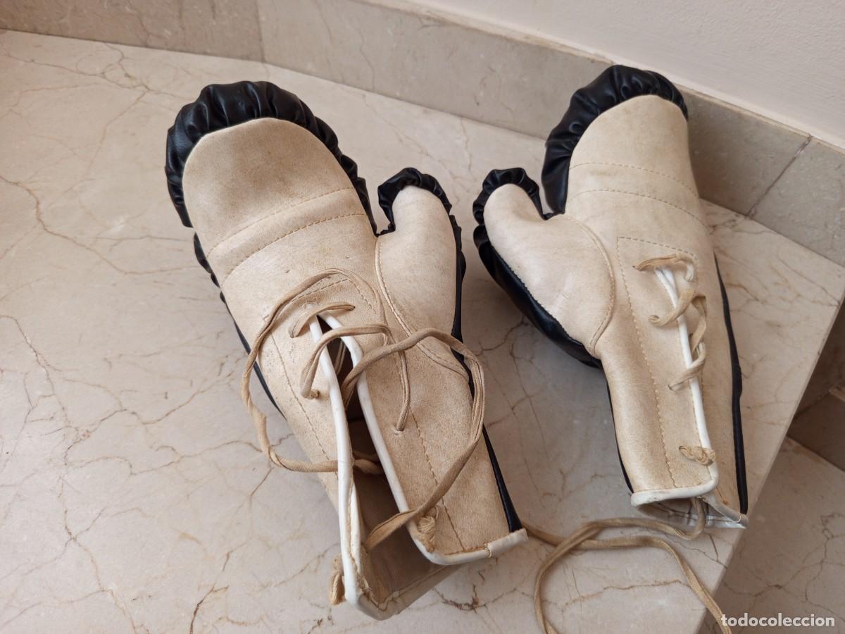 Coleccionismo deportivo: Antiguos guantes de boxeo - Foto 2
