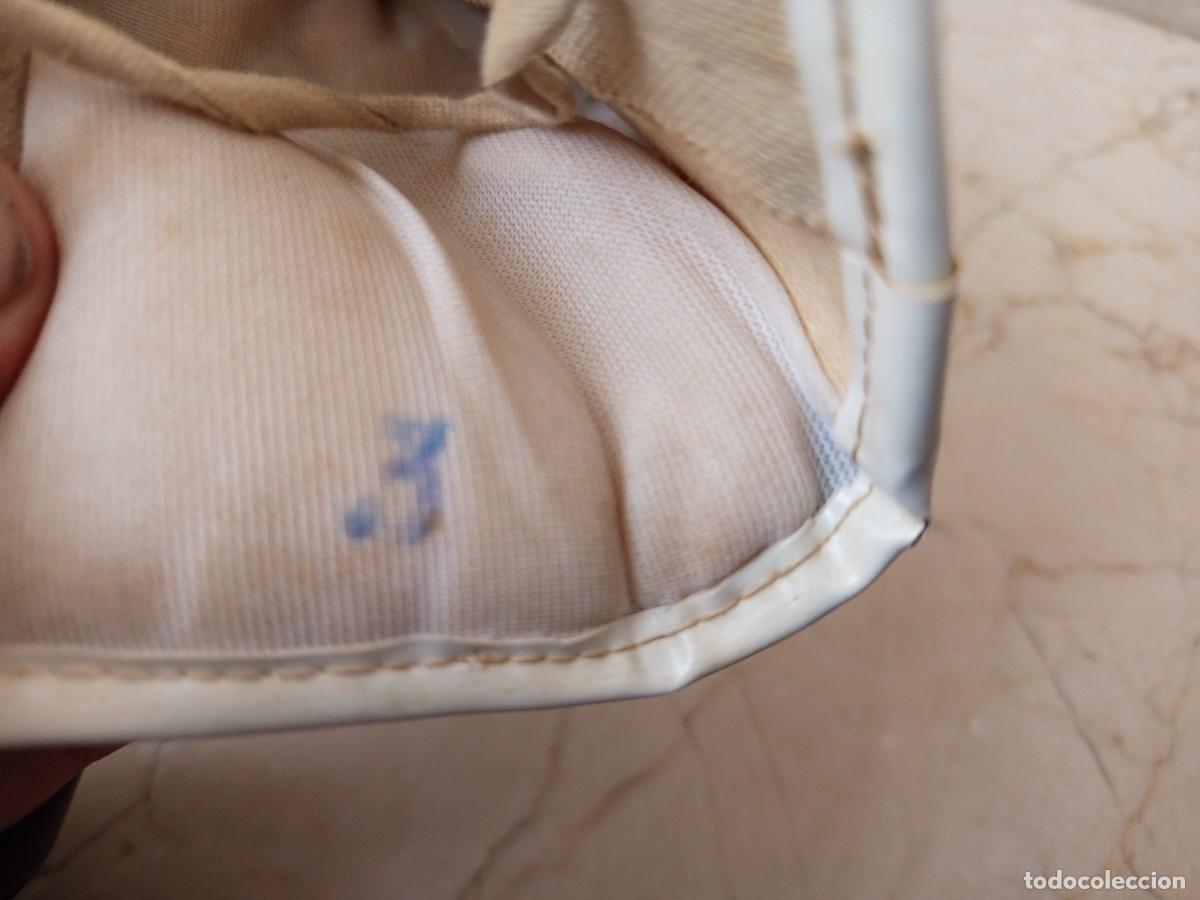 Coleccionismo deportivo: Antiguos guantes de boxeo - Foto 7