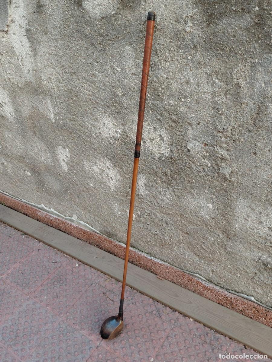 Coleccionismo deportivo: PALO DE GOLF ANTIGUO DE MADERA - Foto 1