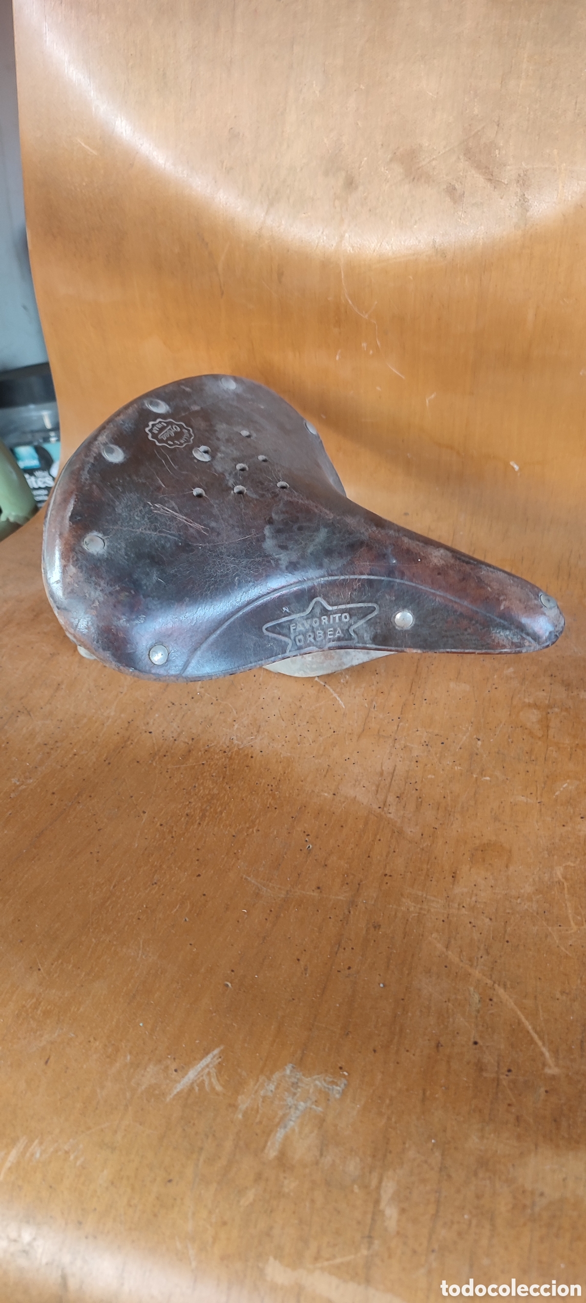 Coleccionismo deportivo: Antiguo sill&iacute;n Orbea Favorito en bastante buen estado. Ver fotos.