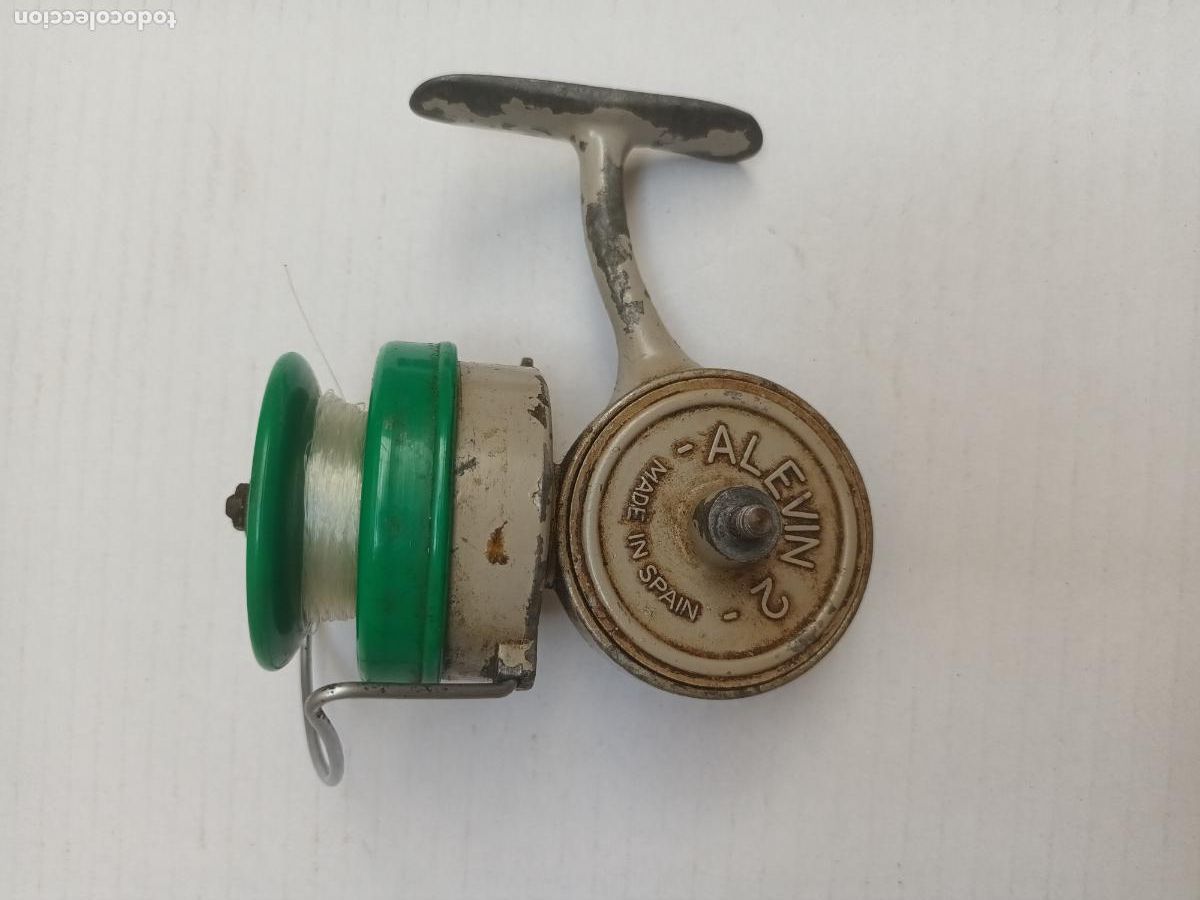 Coleccionismo deportivo: CARRETE PESCA SAGARRA. ALEVIN 2. MADE IN SPAIN VERDE.