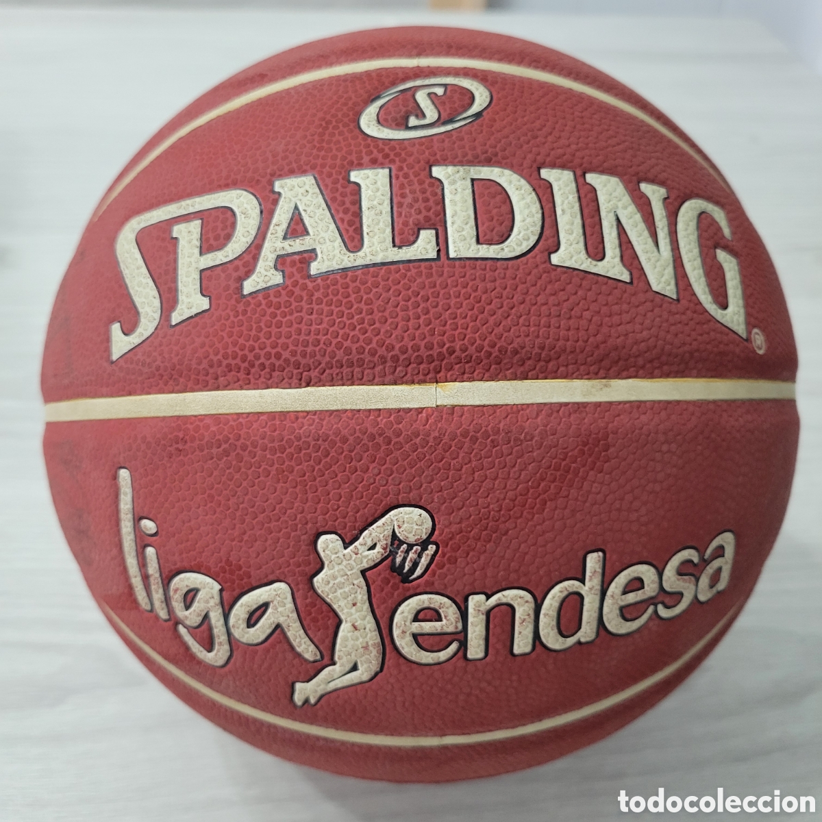 Coleccionismo deportivo: Balon basket firmado FC Barcelona 2012/2013