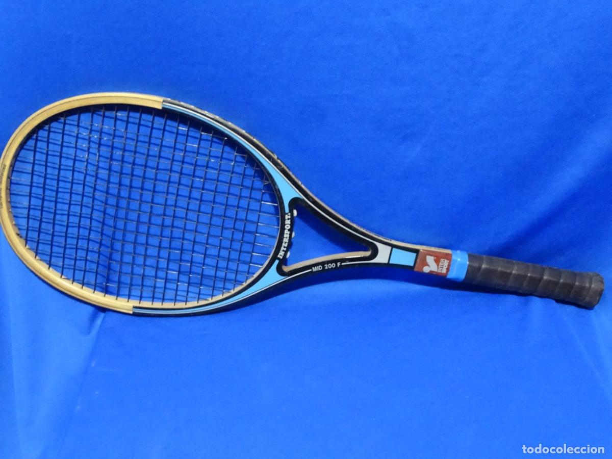 Coleccionismo deportivo: ANTIGUA RAQUETA MADERA INTESPORT MID 200 F. CASI NUEVA.