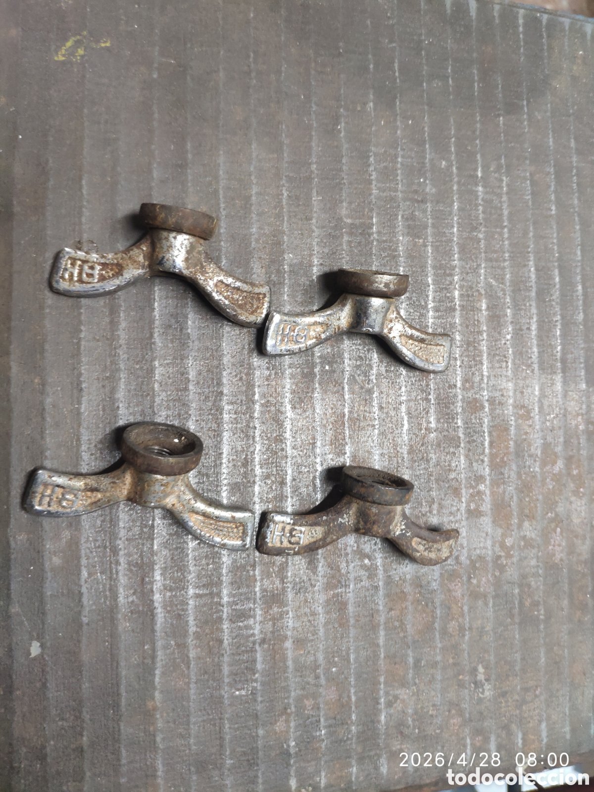 Coleccionismo deportivo: 4 palomillas mariposa para bicicleta clasica BH.