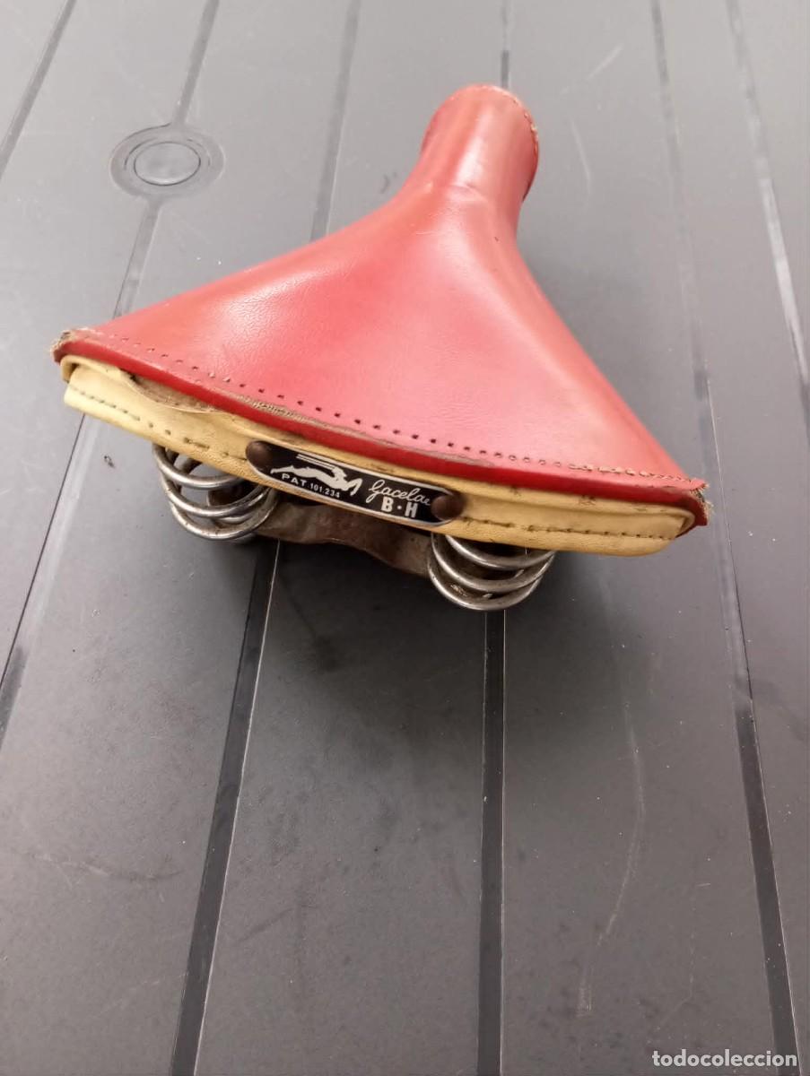 Coleccionismo deportivo: sillin bicicleta BH clasica, varillas, gacela, autentico, coleccion