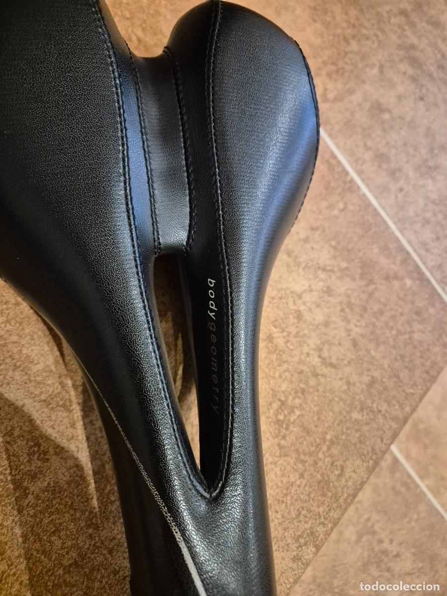 Coleccionismo deportivo: Sill&iacute;n Specialized Riva Body Geometry Negro - Foto 3