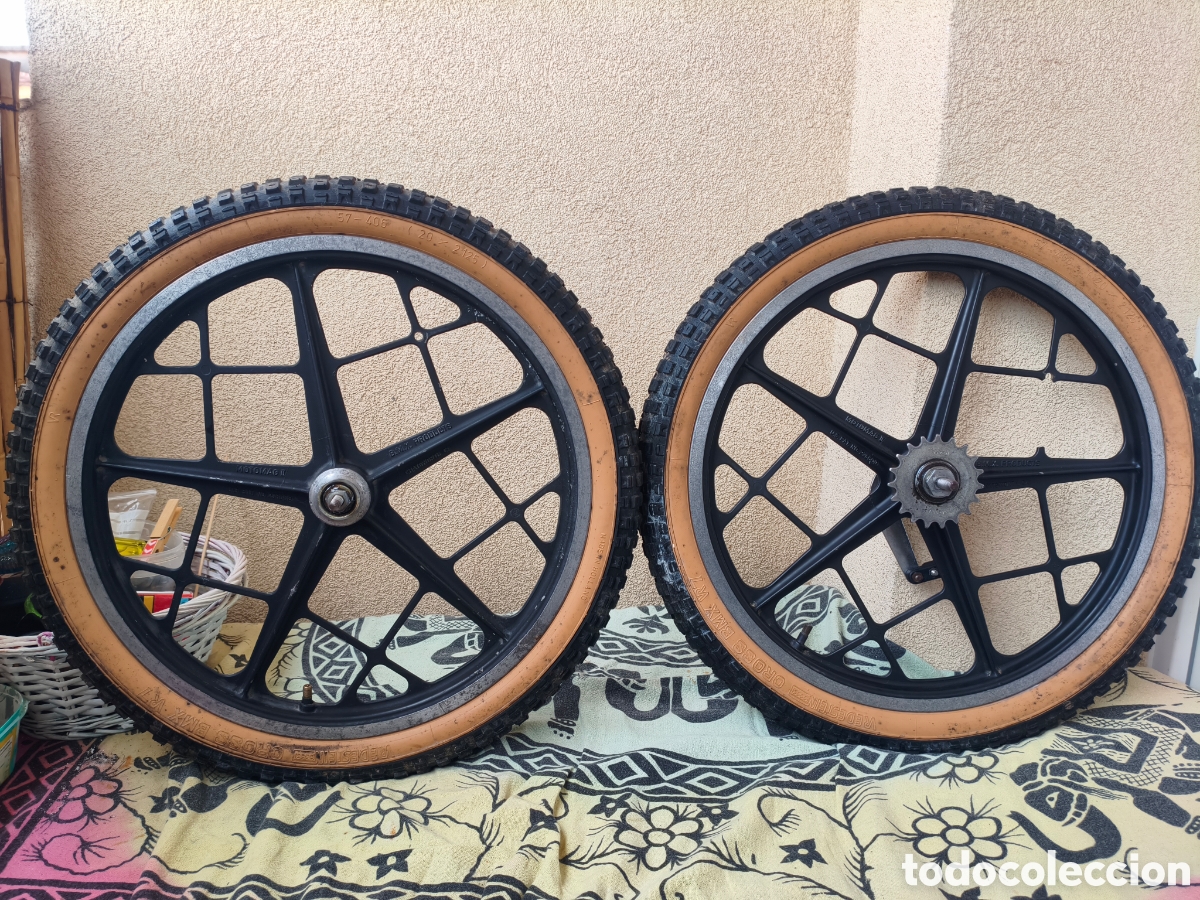 Coleccionismo deportivo: LLANTAS MOTOMAG 2 BMX 1982