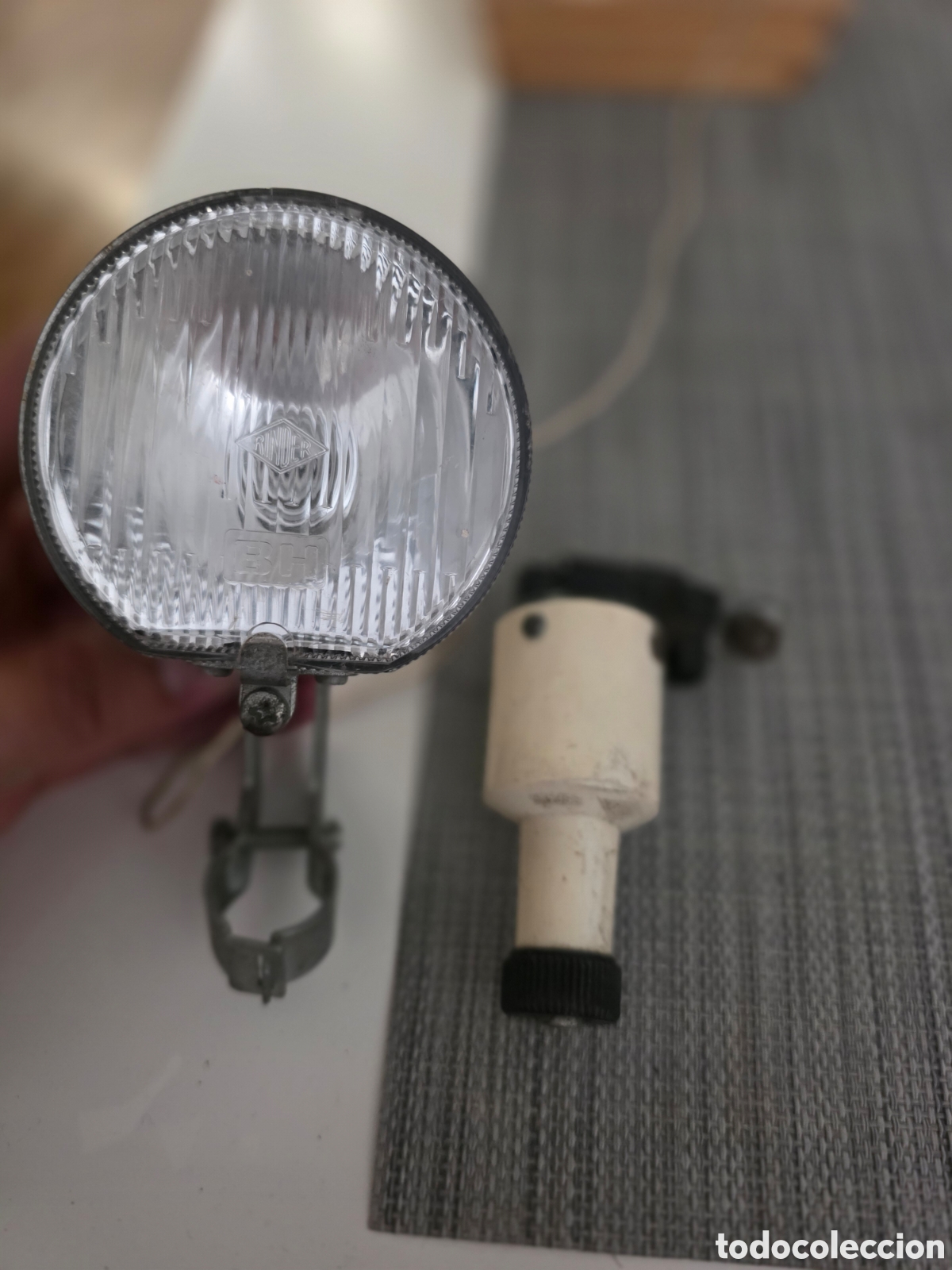 Coleccionismo deportivo: Antiguo FARO FOCO LUZ de BICICLETA BH RINDER bici