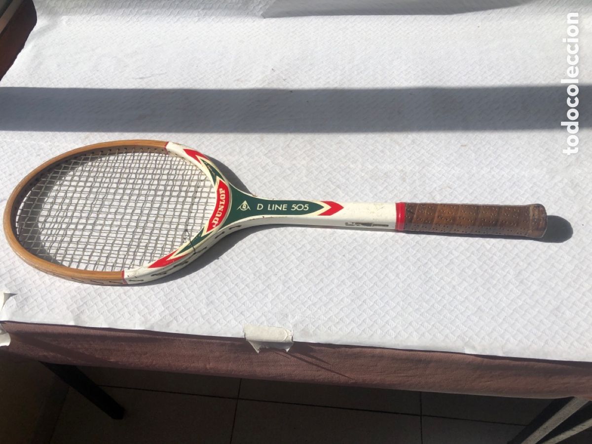 Coleccionismo deportivo: Antigua raqueta tenis de madera DUNLOP D LINE 505