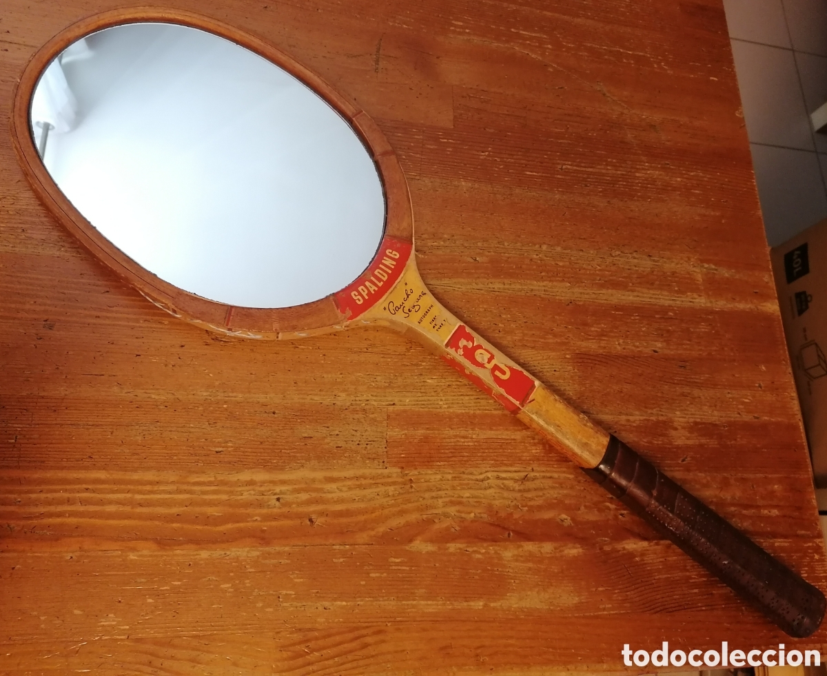 Coleccionismo deportivo: Antigua raqueta SPALDING Autograph PANCHO SEGURA. Convertida en espejo