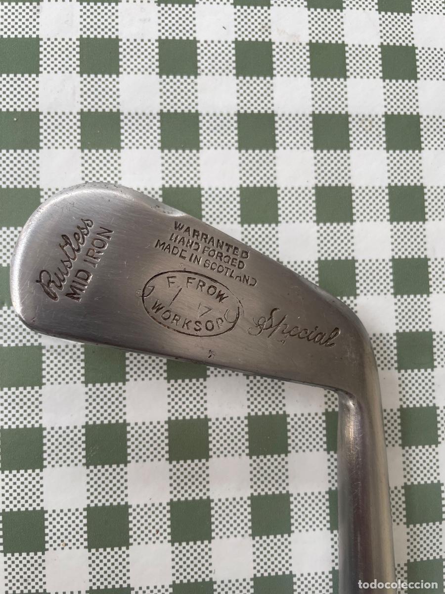 Coleccionismo deportivo: Antiguo Palo de Golf Hickory Mid Iron &rdquo;Rustless&rdquo; - Forjado a Mano en Escocia - Distribuidor F. Frow