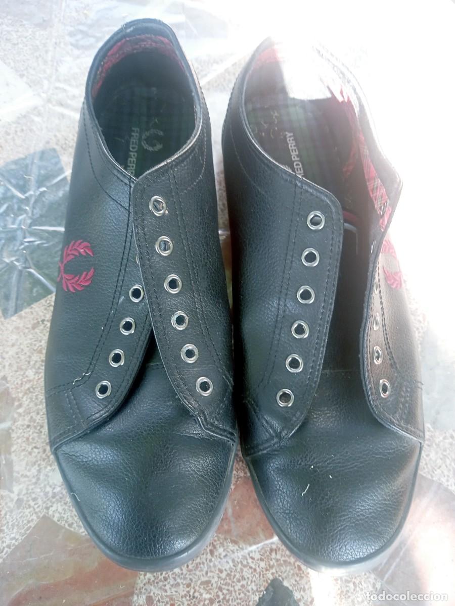 Coleccionismo deportivo: BONITAS ZAPATILLAS PIEL. FRED PERRY