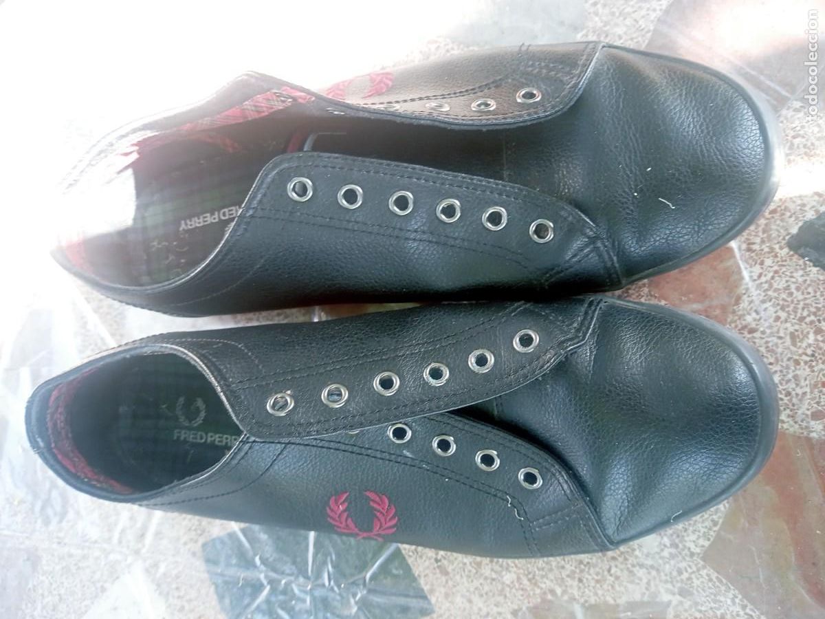 Coleccionismo deportivo: BONITAS ZAPATILLAS PIEL. FRED PERRY