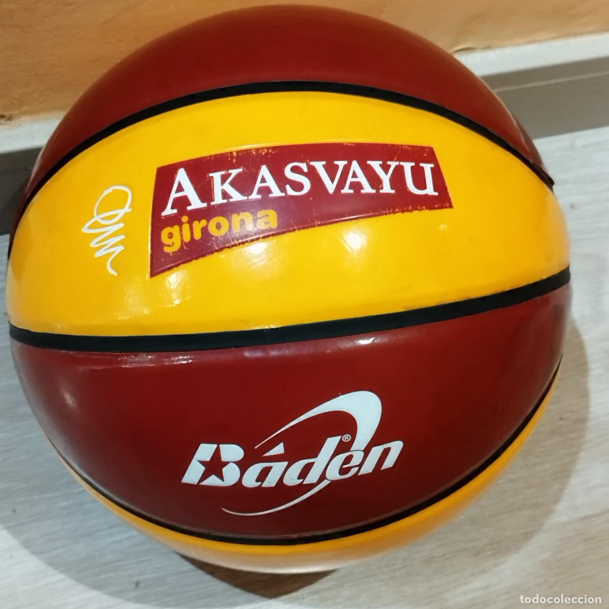 Sammelleidenschaft Sport: BALON EQUIPO BASKET / BALONCESTO AKASVAJU GIRONA - MARCA BADEN - CUERO BICOLOR -