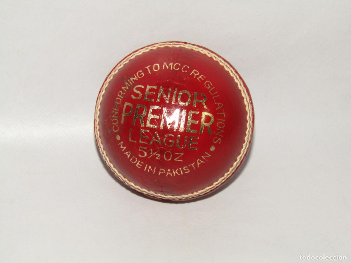 Coleccionismo deportivo: Pelota Reglamentaria de Cricket WORLD CUP de la Senior Premier League 5 1/2 OZ Made in Pakistan