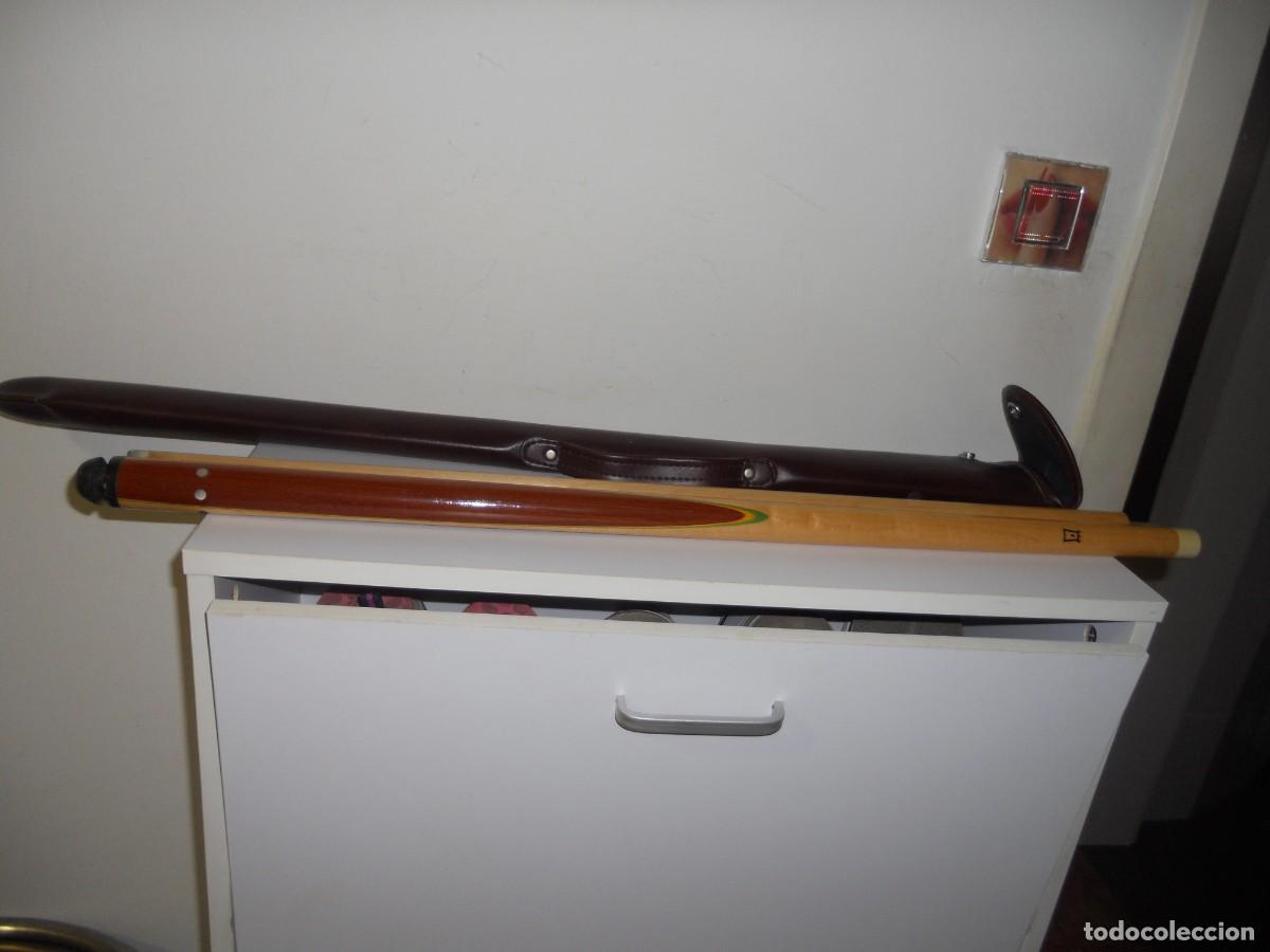 Coleccionismo deportivo: TACO DE BILLAR DE MADERA CON SU FUNDA - Foto 4