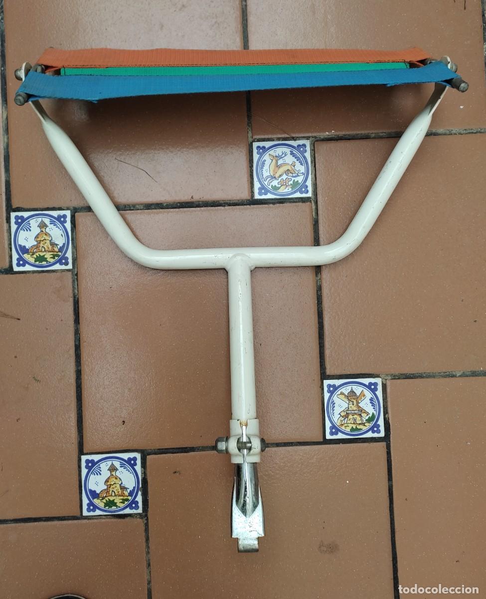 Coleccionismo deportivo: asiento de rafia aclopable - creo que es para bicicleta