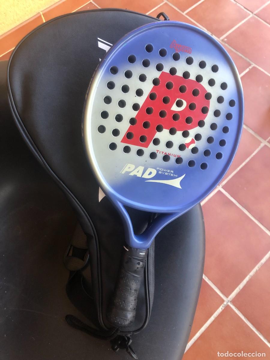 Coleccionismo deportivo: Pala de p&aacute;del y funda