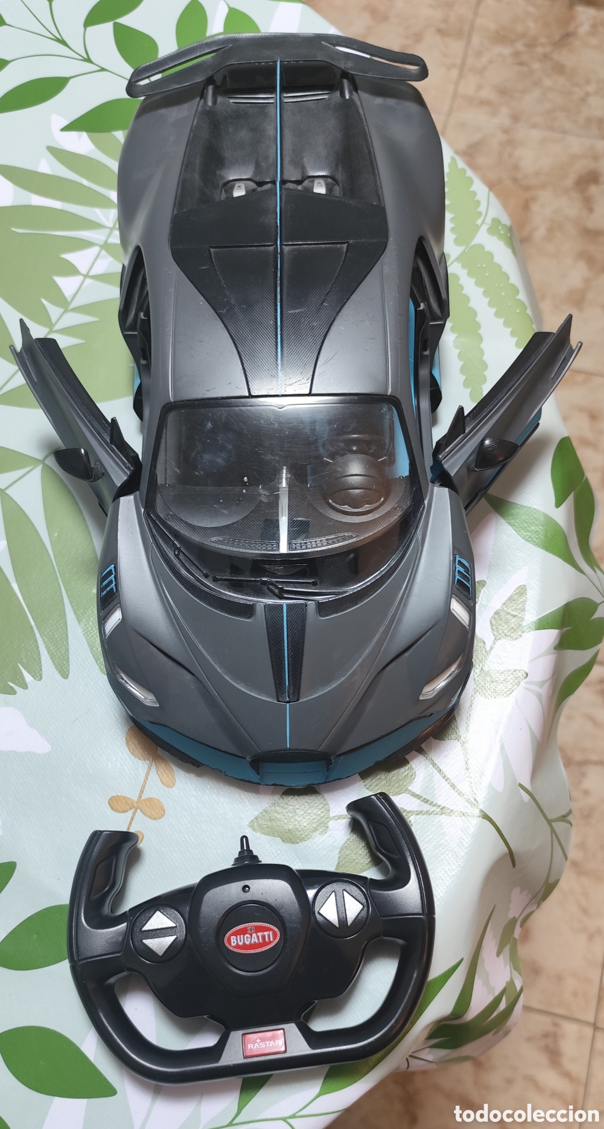 Coleccionismo deportivo: Bugatti Divo teledirigido 1:14 - Foto 3