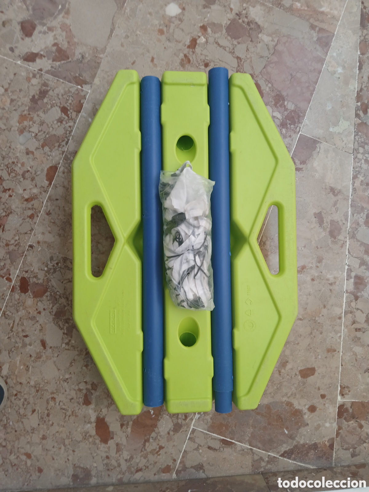 Coleccionismo deportivo: Mini red Decathlon kipsta