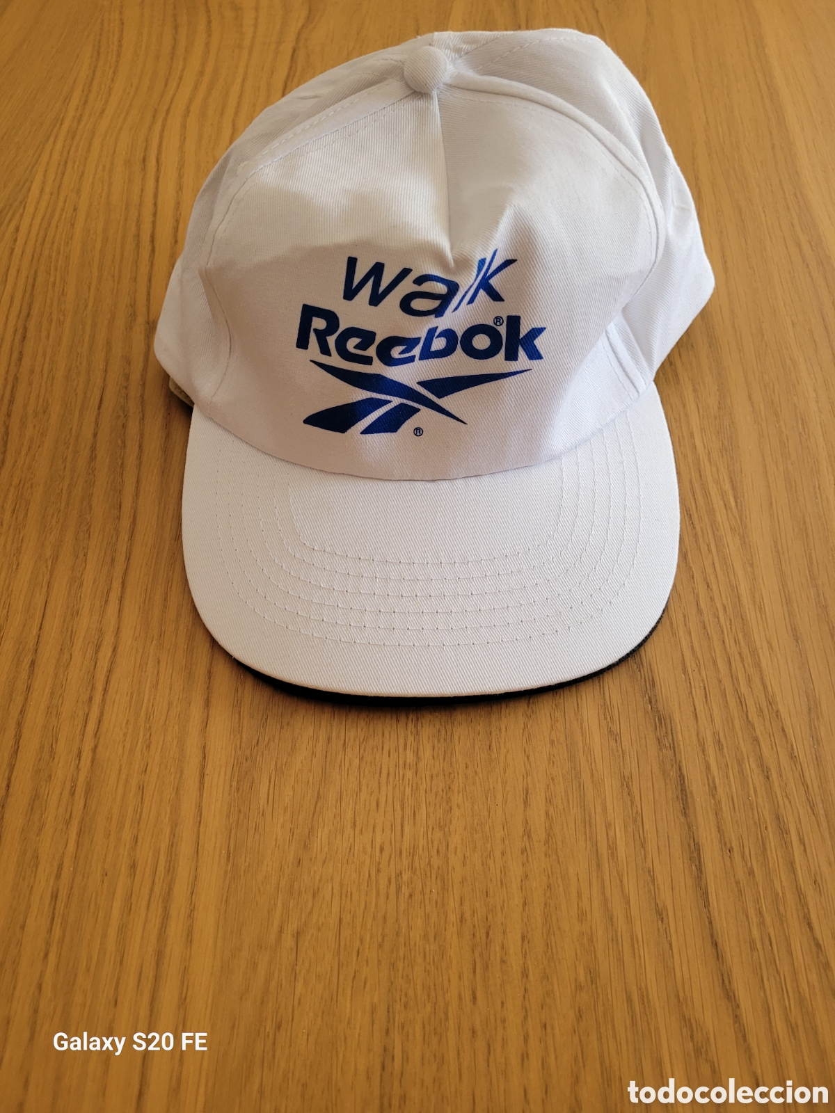 Coleccionismo deportivo: GORRA VISERA Walk Reebok