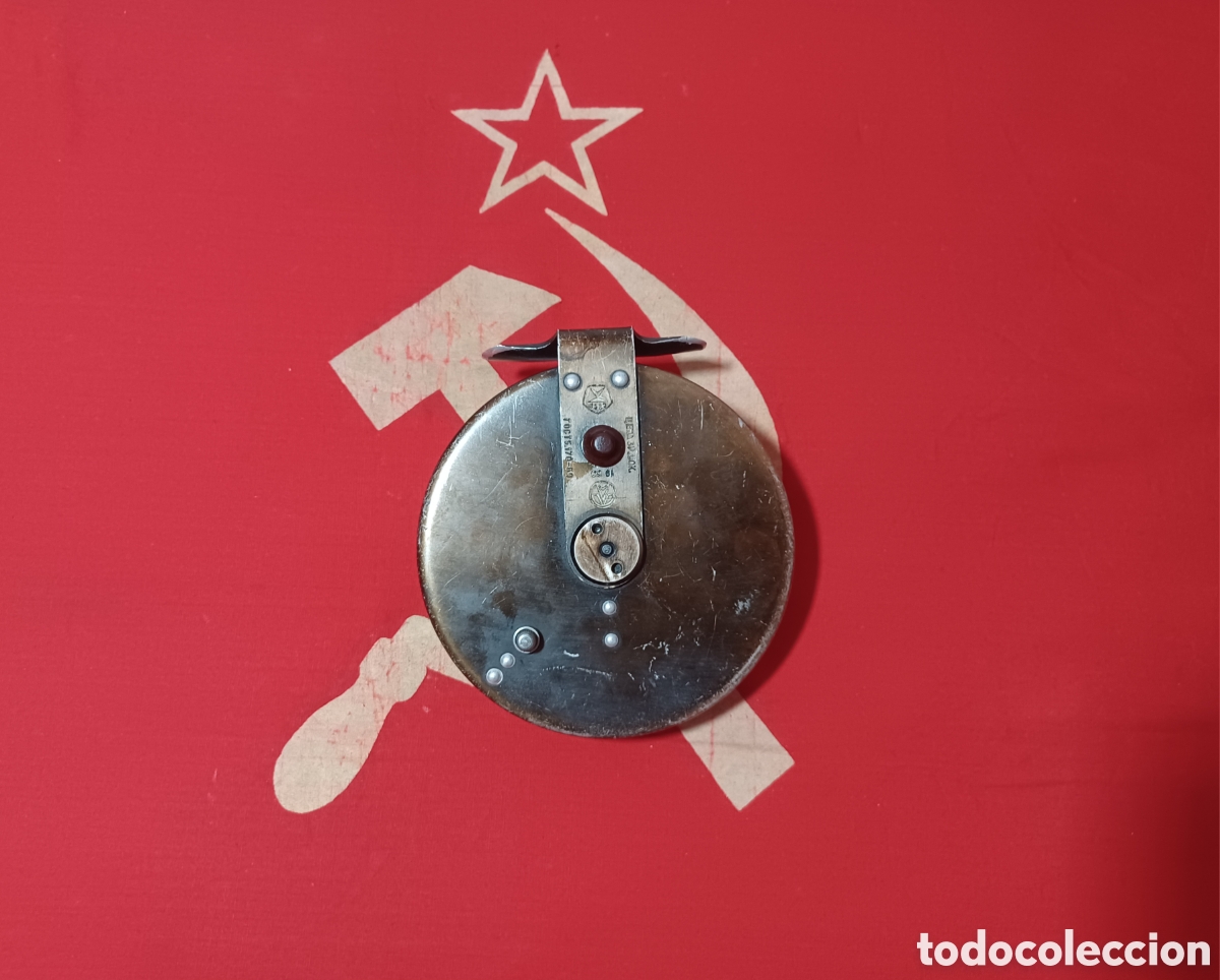 Coleccionismo deportivo: Carrete de pesca URSS 1969 - Foto 2
