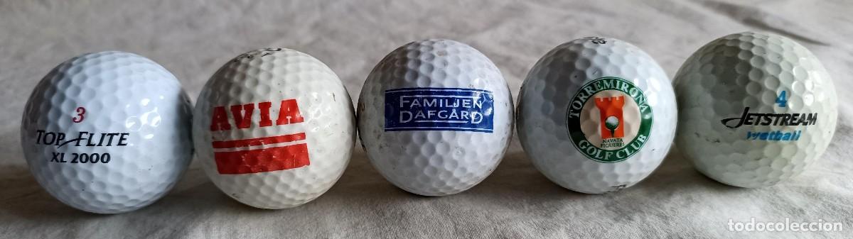 Coleccionismo deportivo: Lote de 5 viejas pelotas de golf de varias partes del mundo