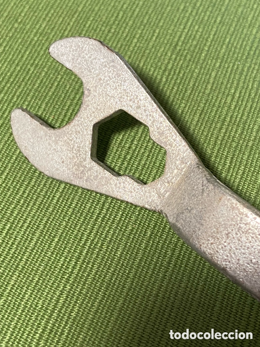 Sammelleidenschaft Sport: Llave original para bicicleta BH. Bici.