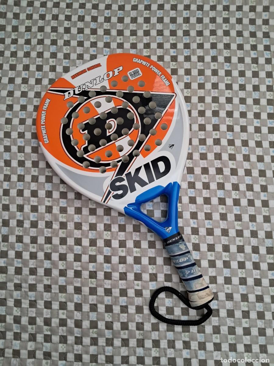 Coleccionismo deportivo: Raqueta de paddle con su funda original. Muy poco utilizada (6 veces).Pr&aacute;cticamn nueva.Buena calidad