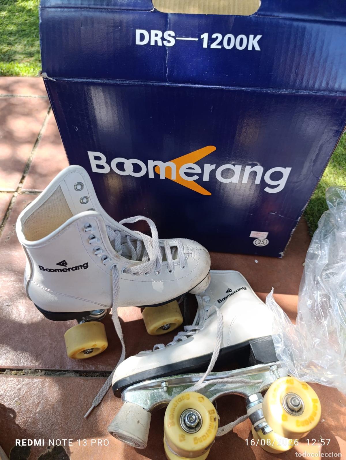 Coleccionismo deportivo: BOTAS CON PATINES BOOMERANG N&ordm; 32.