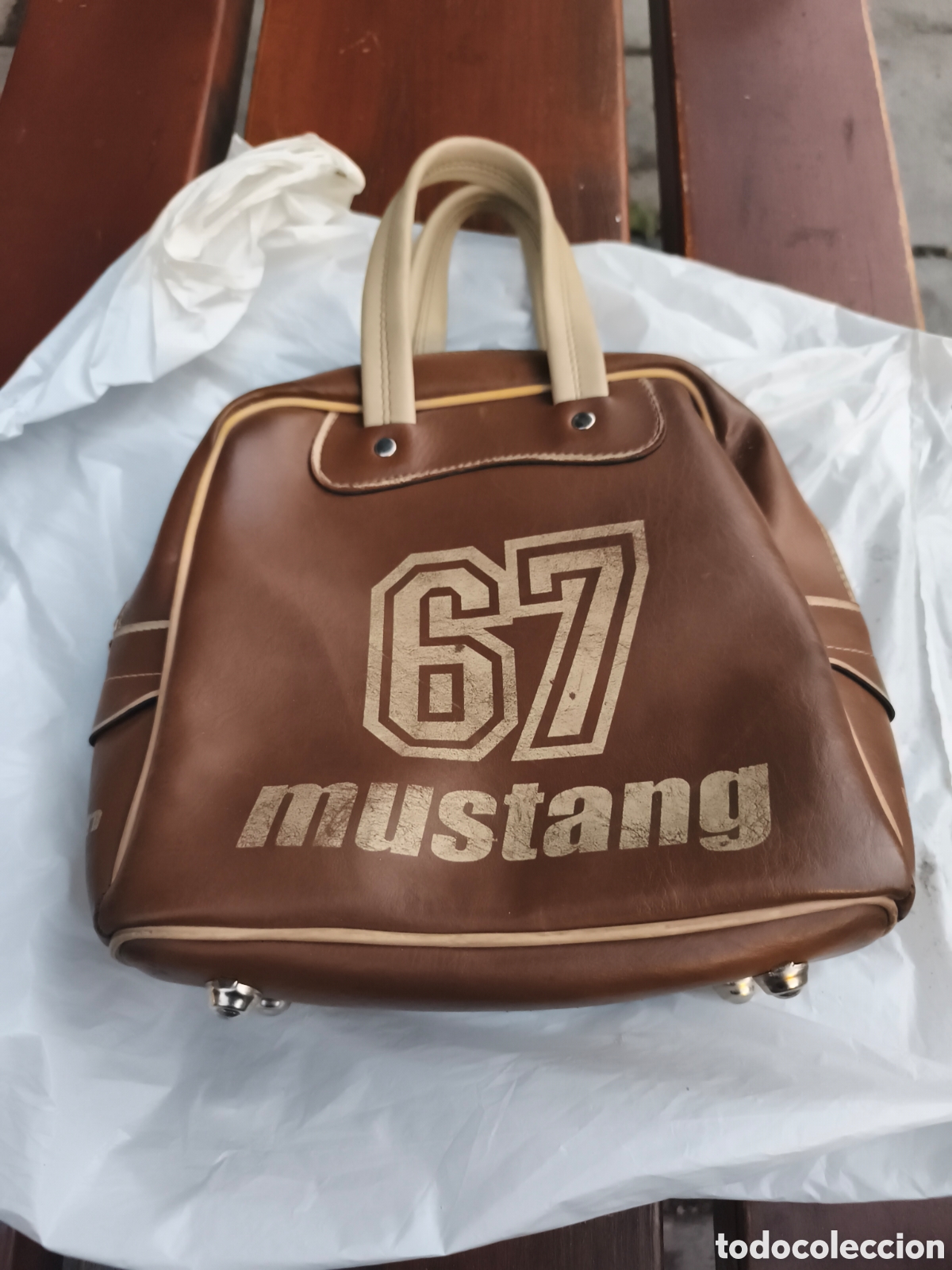 Coleccionismo deportivo: Antiguo bolso deportes color marr&oacute;n Mustang 67