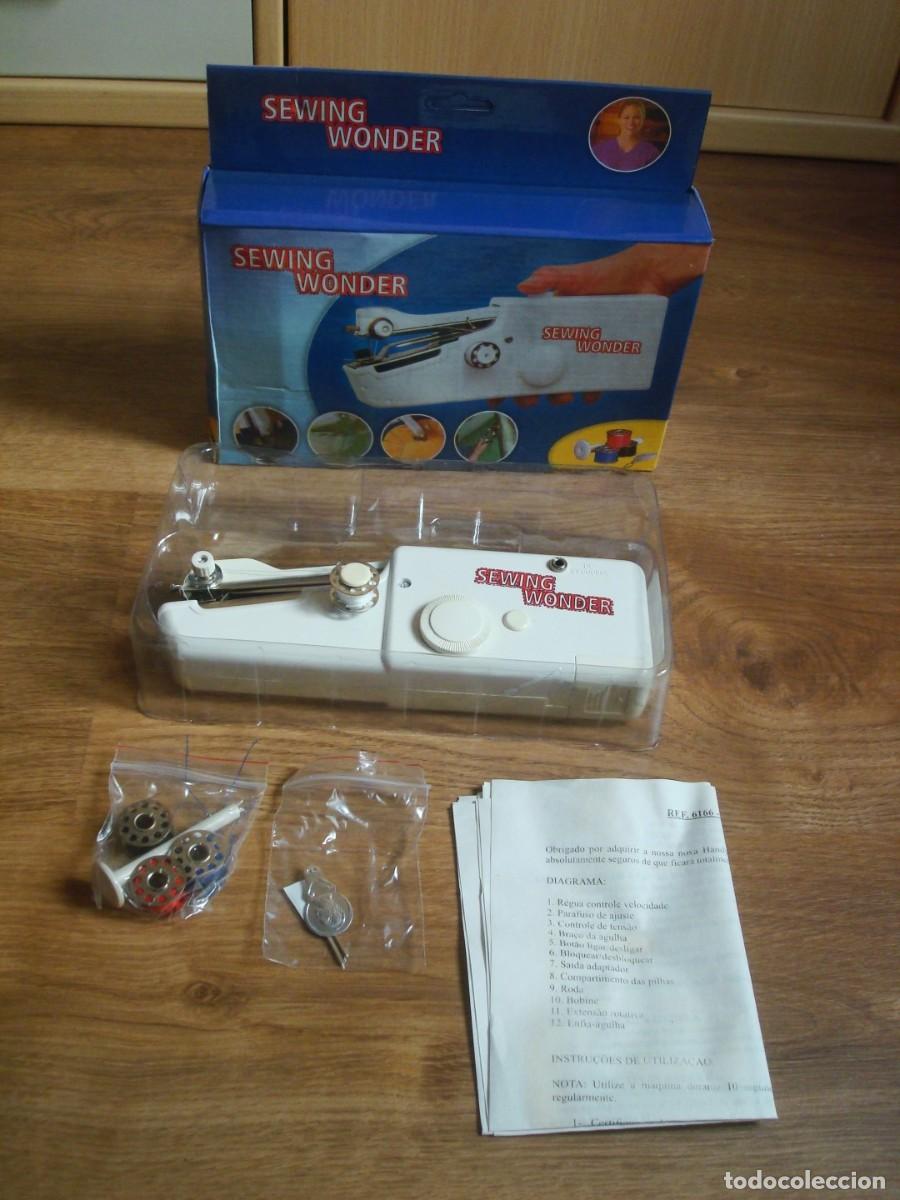 Coleccionismo deportivo: Sewing wonder (M&aacute;quina de coser compacta) vintage