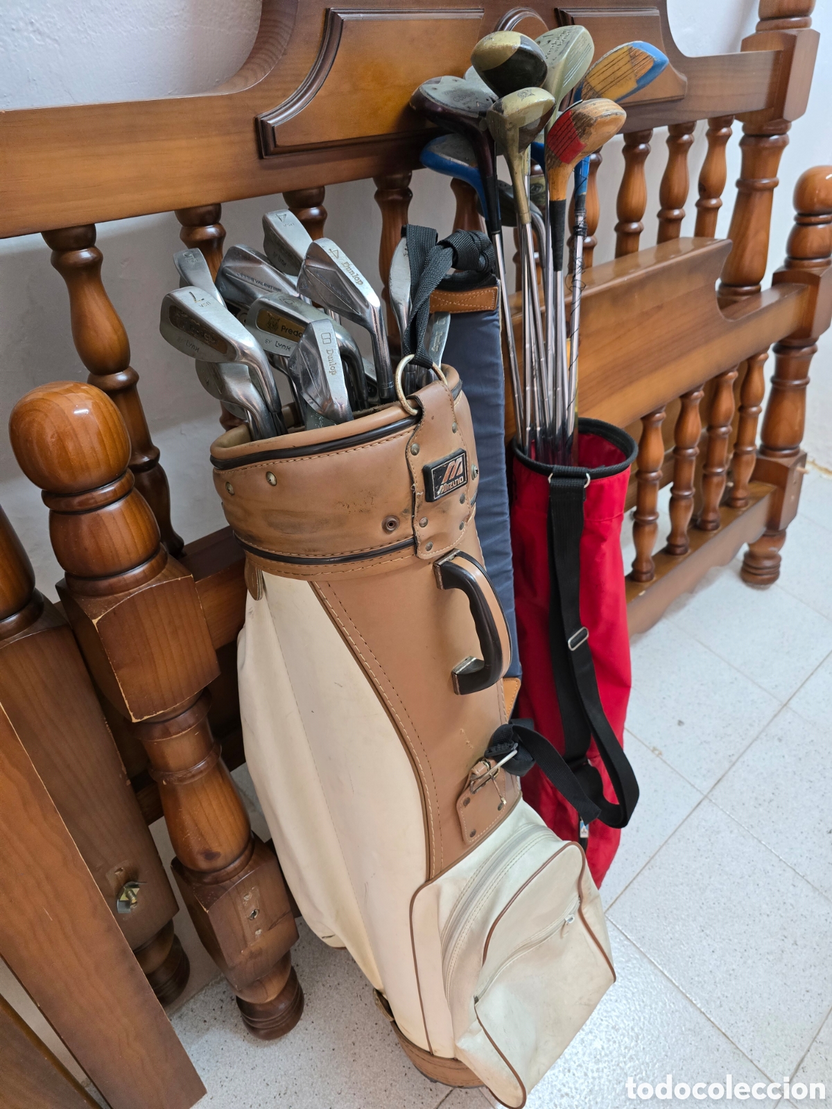 Coleccionismo deportivo: Lote de 26 palos de golf y 2 bolsas - Foto 7