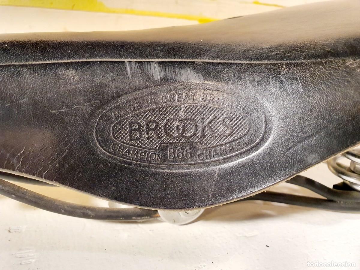 Coleccionismo deportivo: Sill&iacute;n original Brooks B66. - Foto 3