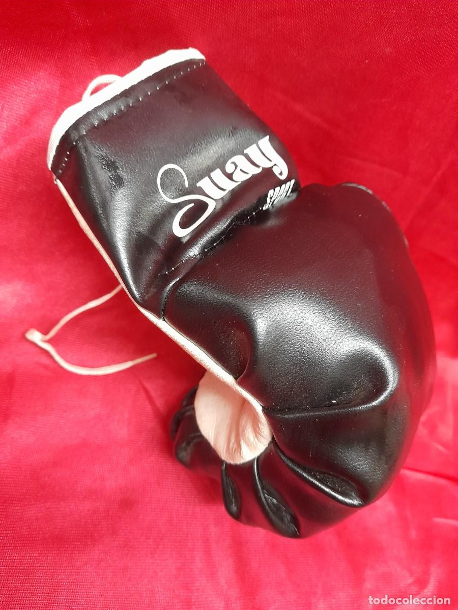Coleccionismo deportivo: Antiguo Guante de Boxeo Individual SUAY SPORT - Resto de Tienda / Vintage A&ntilde;os 80