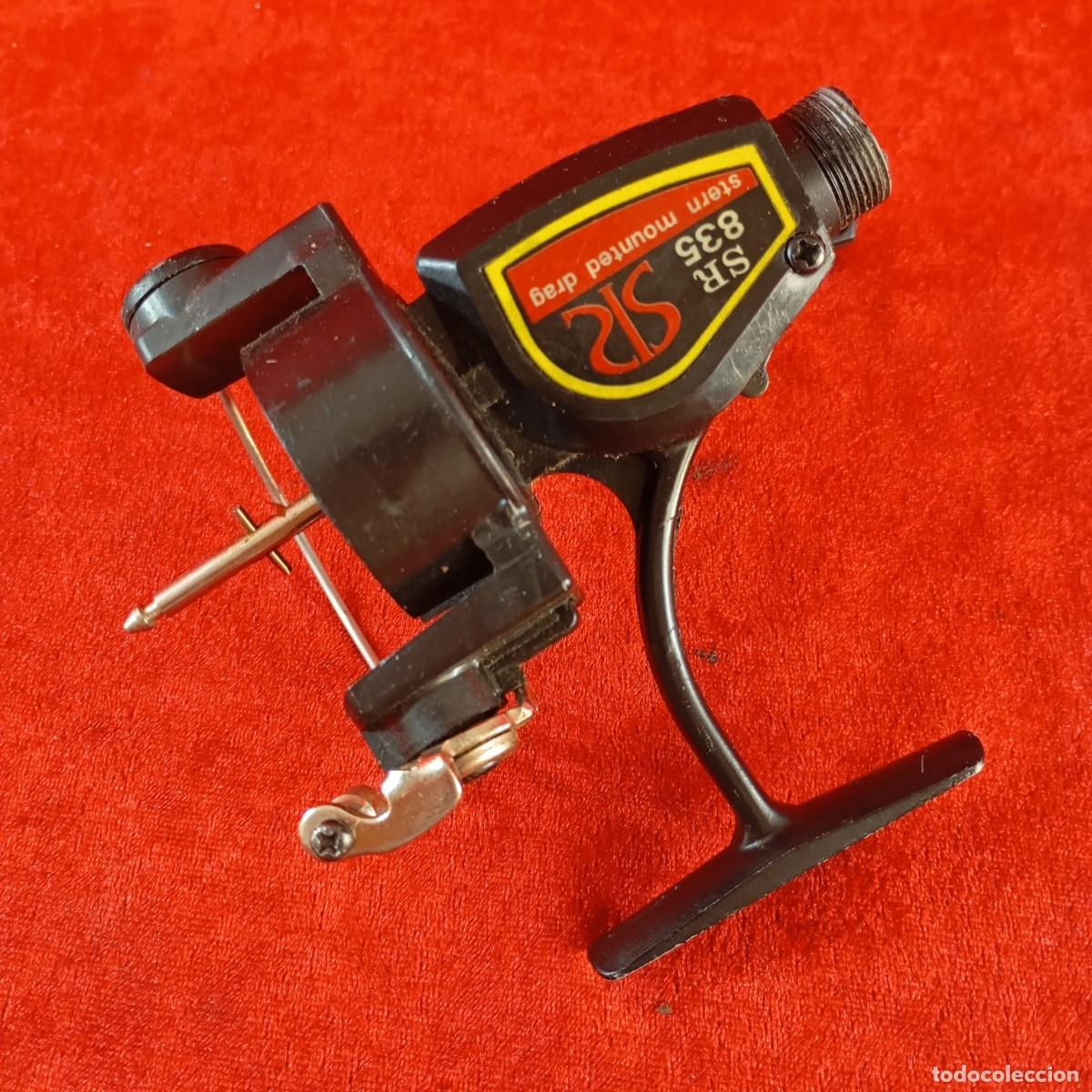 Coleccionismo deportivo: CARRETE DE PESCA GIRATORIO VINTAGE - SR 835 - MOUNTED DRAG - COLOR NEGRO - 29