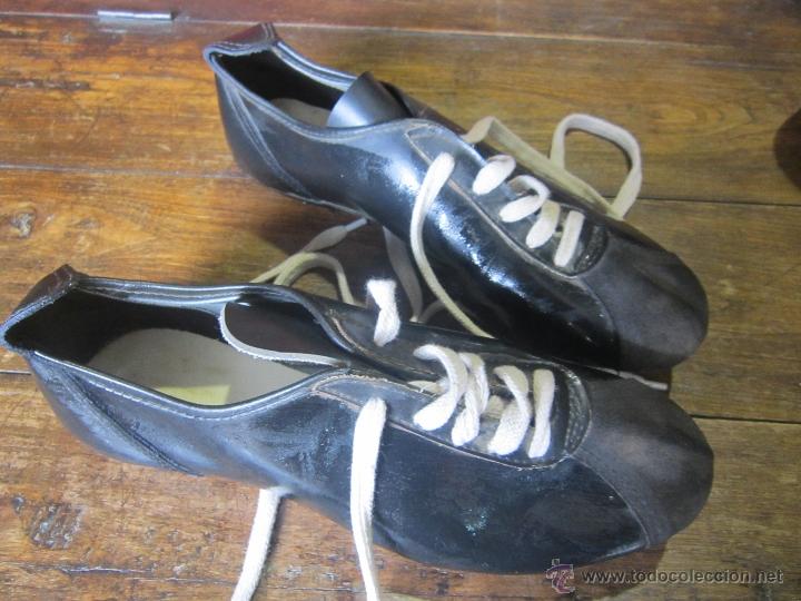 Botas de futbol años 40/50 en cuero piel, marca - Vendido en Venta Directa  - 41026340