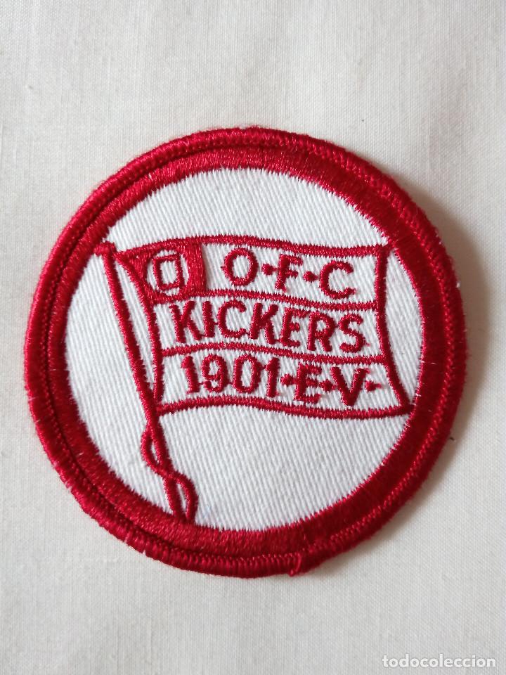 Collectionnisme sportif: ESCUDO DE TELA EQUIPO DE FUTBOL KICKERS OFFENBACH (ALEMANIA)